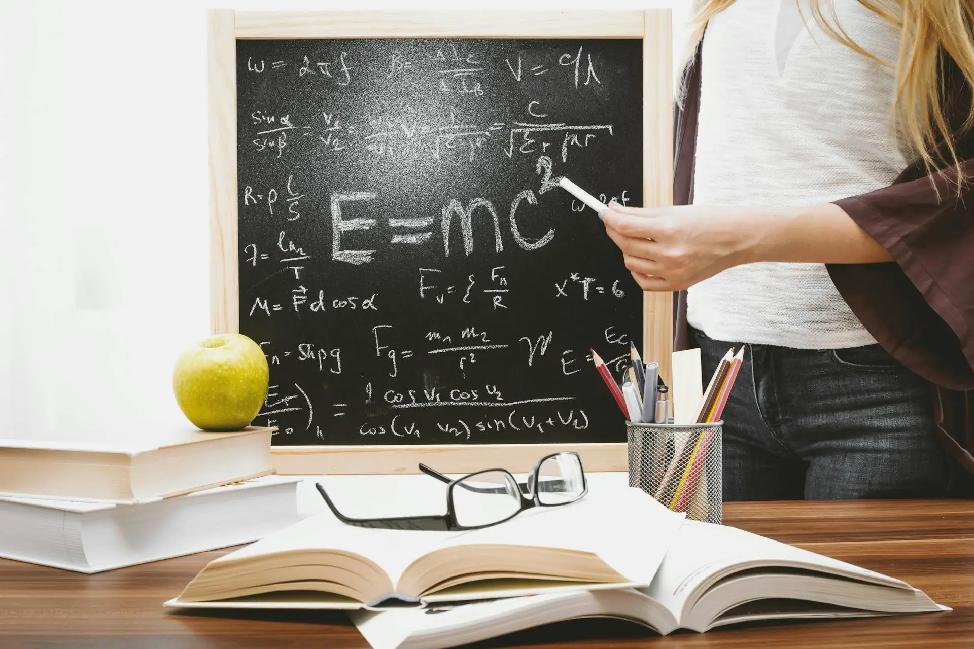 Best Physics Home Tutors in Dubai and UAE